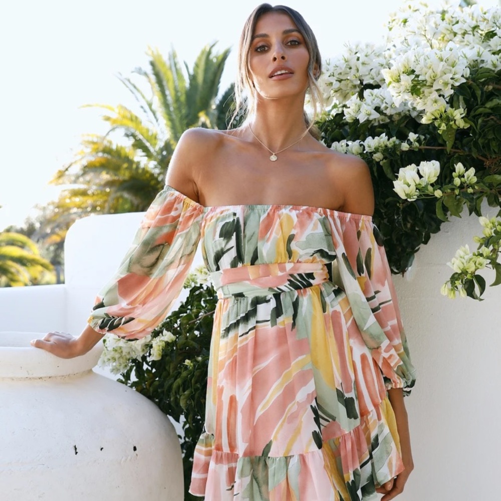 Hello Molly mini dress, tie back size medium NWT